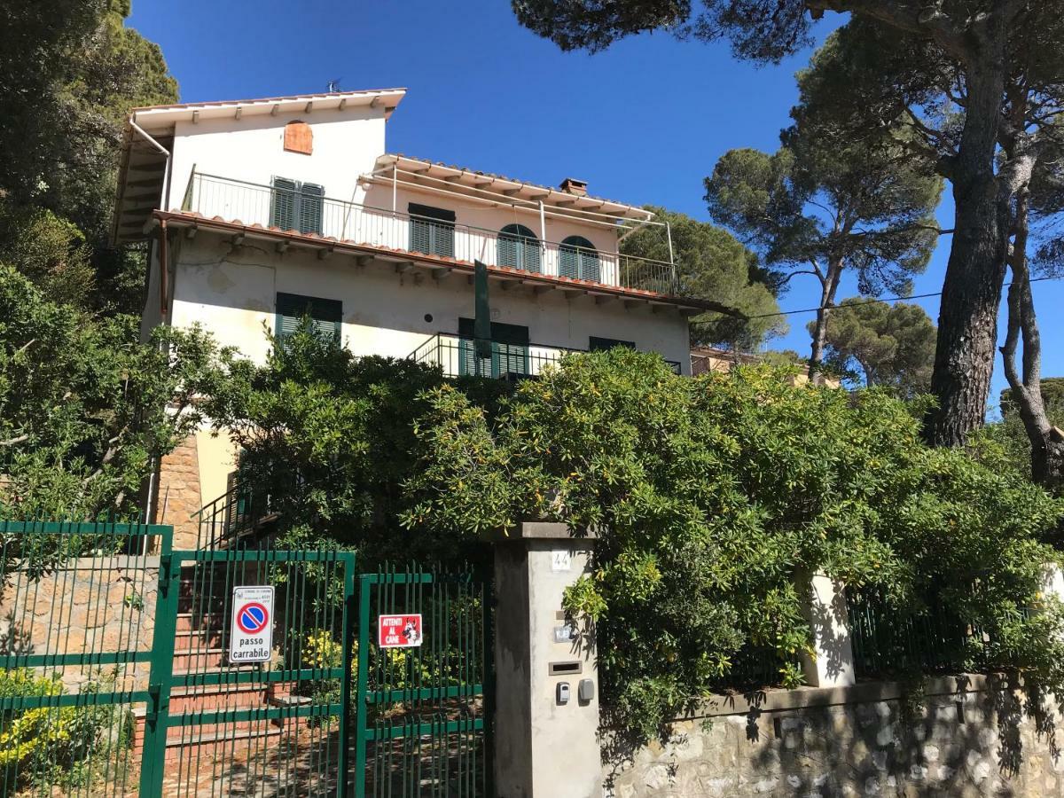 Apartmán Casa Al Mare 'Il Faro' Quercianella Exteriér fotografie